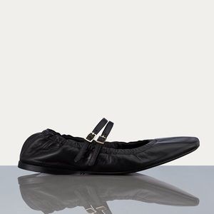 Le Mary Jane Sunset Slipper
in Noir